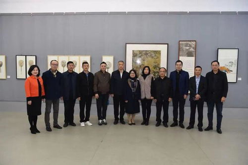 文化浸潤民心 藝術(shù)點(diǎn)亮夢想——龍湖區(qū)美協(xié)“春華秋實(shí)”活動圓滿落幕