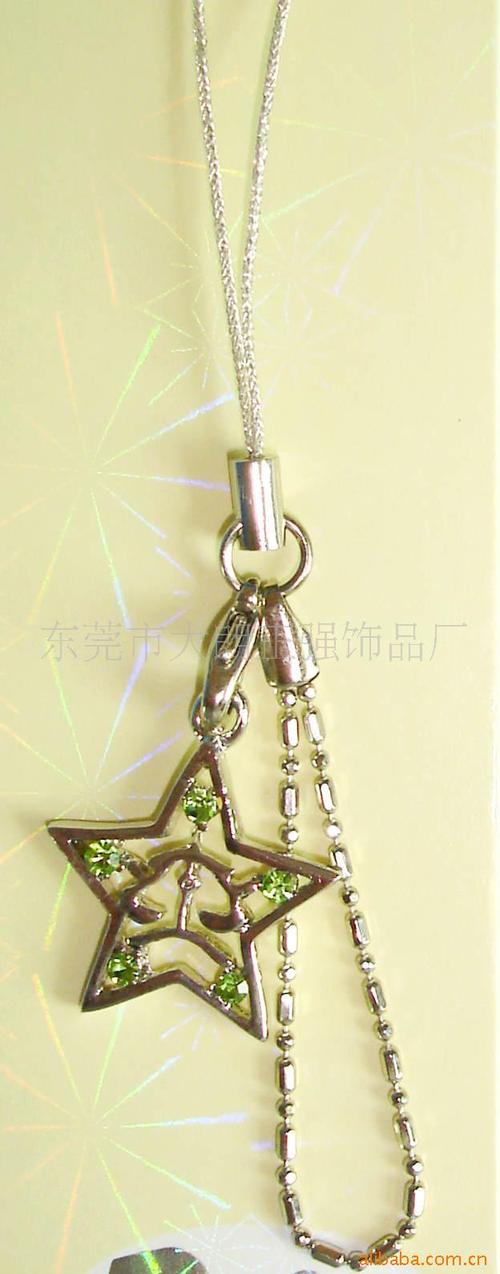 璀璨點(diǎn)綴 合金高跟鞋、鑲鉆掛飾與金屬圣誕靴手機(jī)飾品全解析